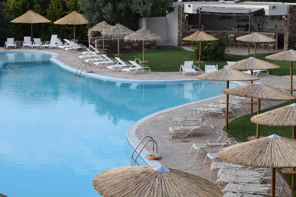 Evia Hotel & Suites Marmari  Bagian luar foto