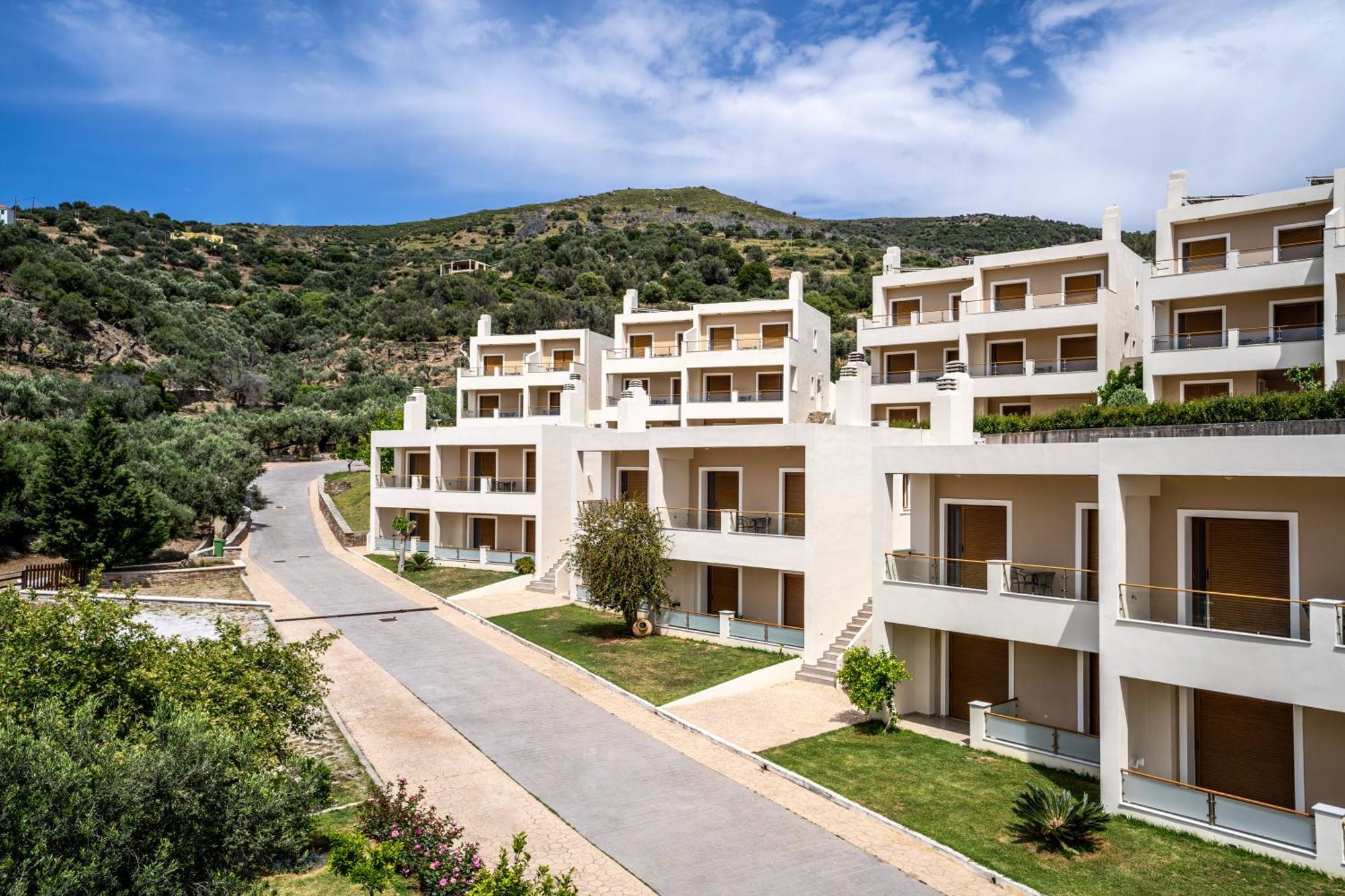 Evia Hotel & Suites Marmari  Bagian luar foto