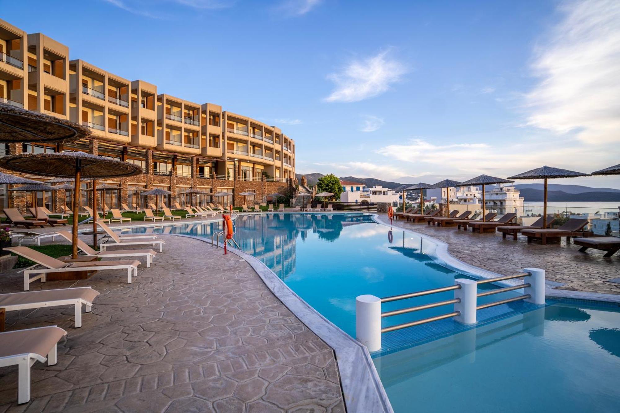 Evia Hotel & Suites Marmari  Bagian luar foto