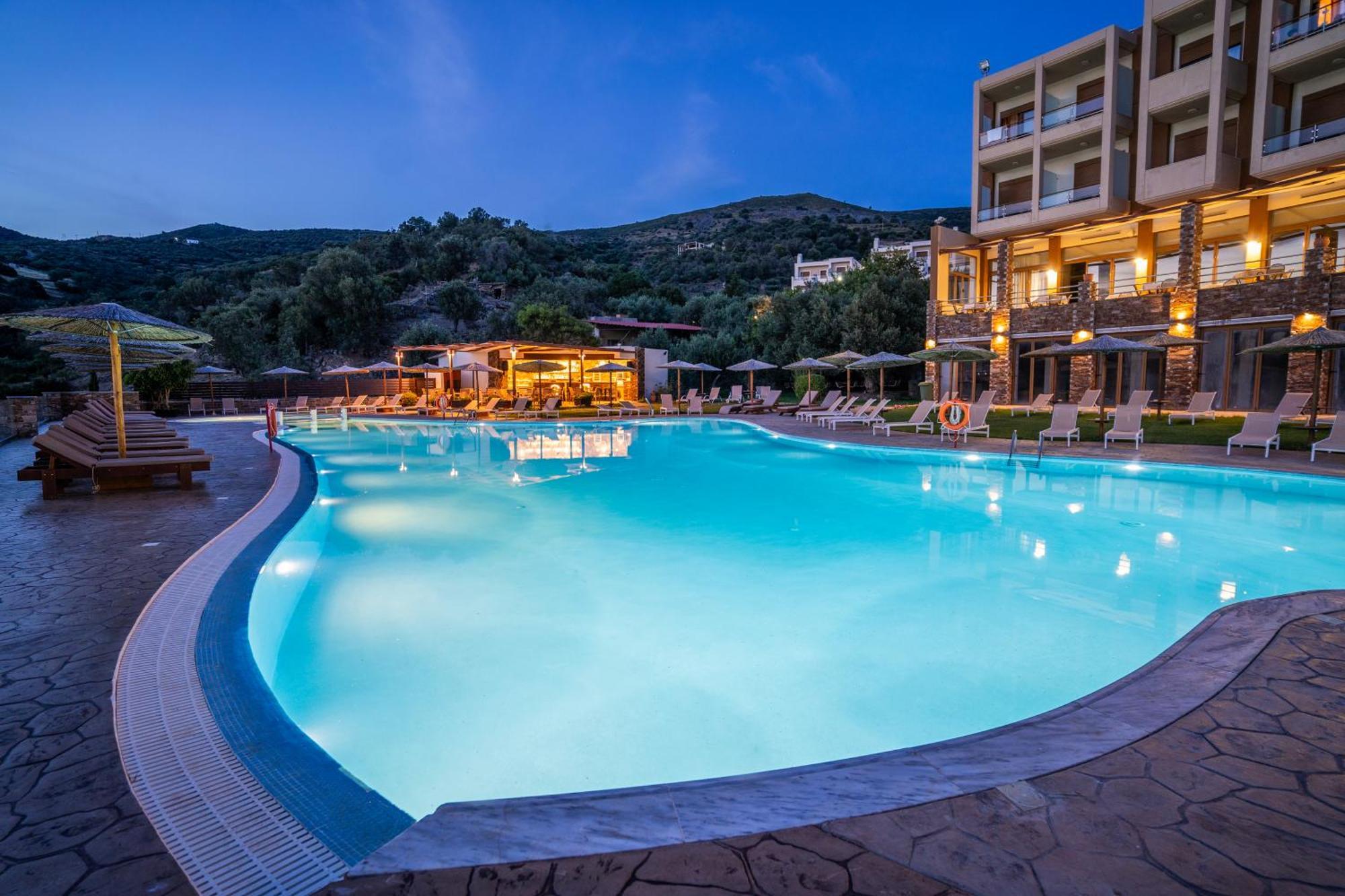 Evia Hotel & Suites Marmari  Bagian luar foto