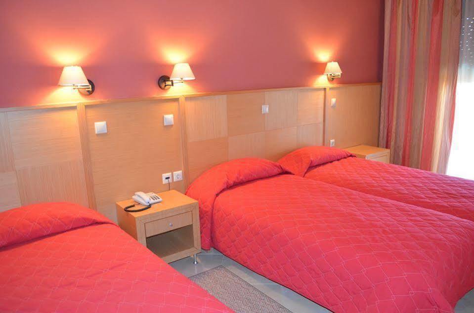 Evia Hotel & Suites Marmari  Bagian luar foto